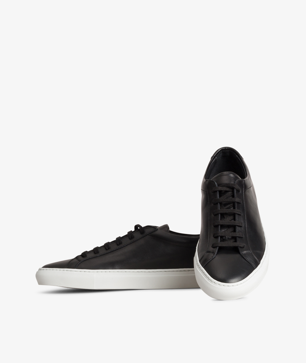 common projects black white sole