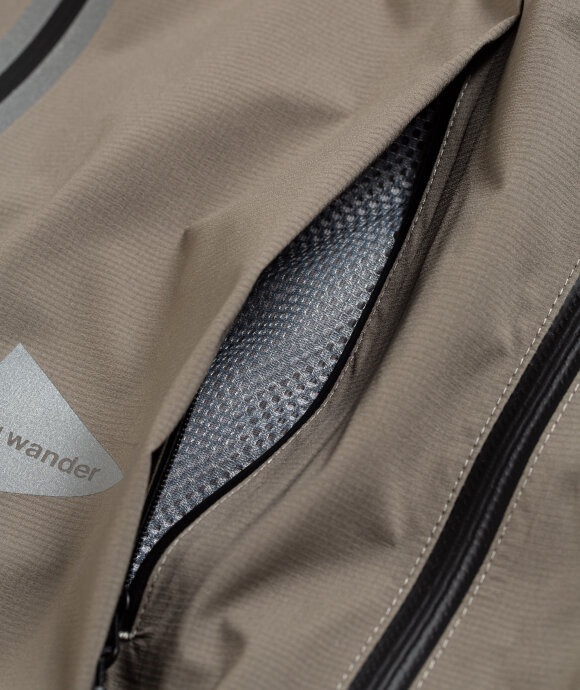 And Wander - Pertex Shield Rain Jacket