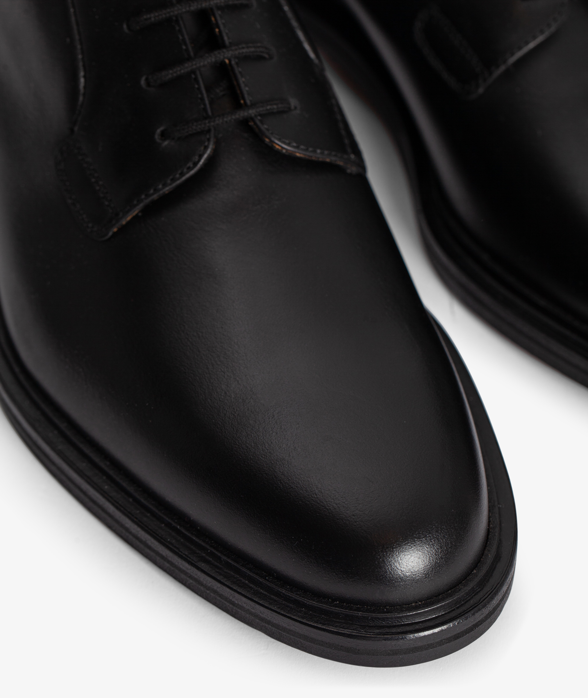 Norse Store | Shipping Worldwide - Common Projects Derby - Black