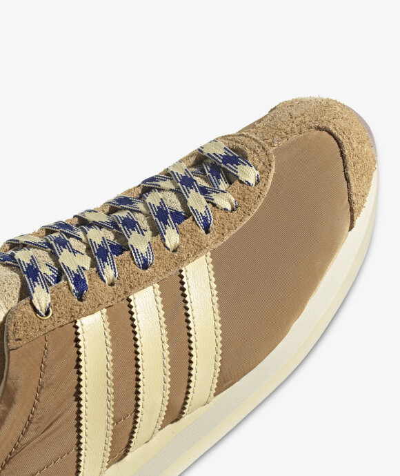 adidas Originals  - WB Country