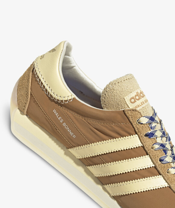 adidas Originals  - WB Country