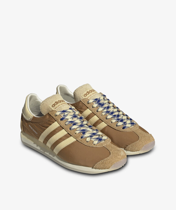 adidas Originals  - WB Country