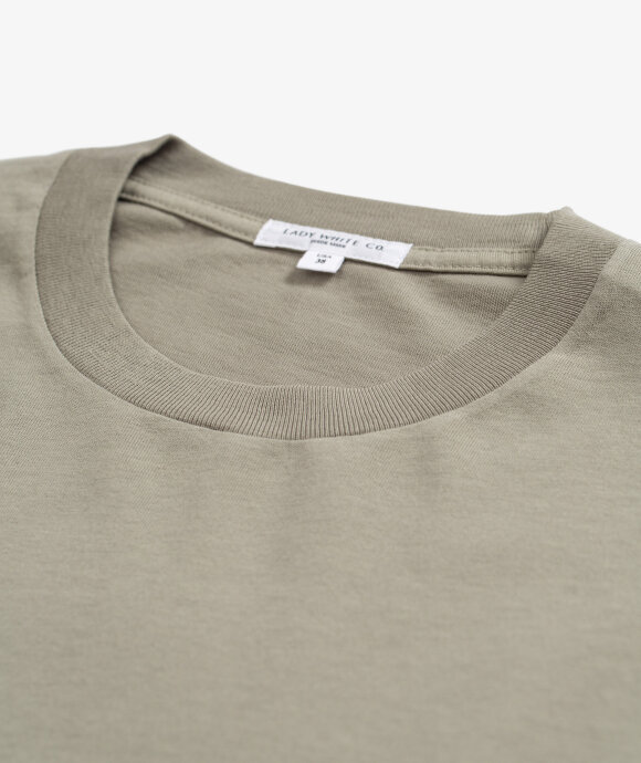 Lady White Co. - Boxy L/S Tee