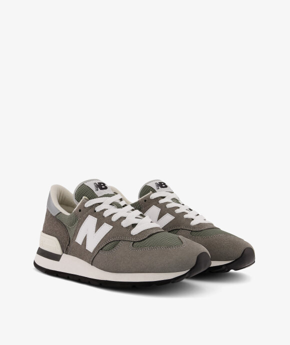 New Balance - M990GR1