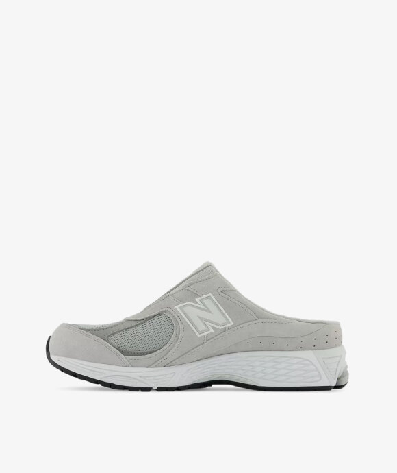 New Balance - M2002RMA