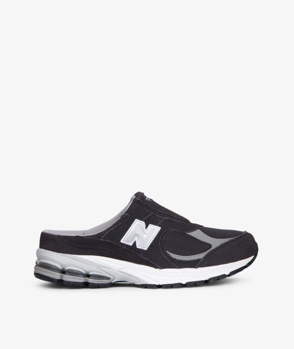 Norse Store | Shipping Worldwide - New Balance M2002RMA - Phantom ...