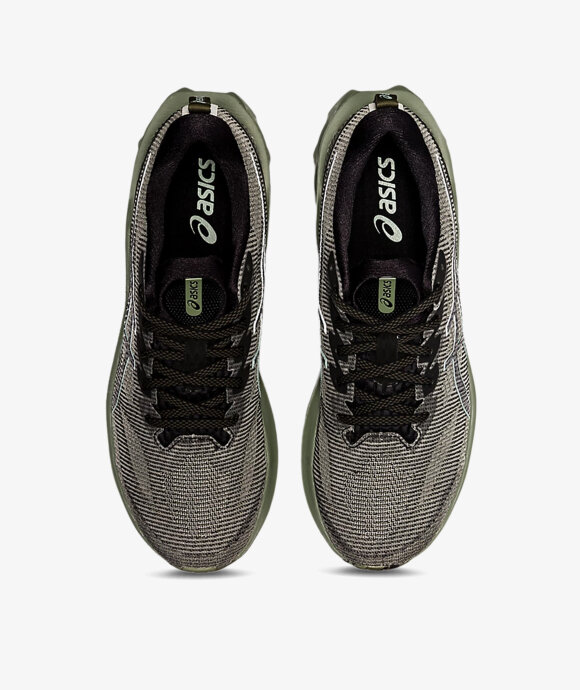 Asics - Novablast 2 LE