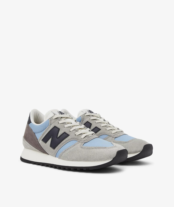 New Balance - M730GBN