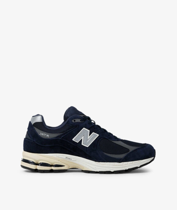 New Balance - M2002RCA