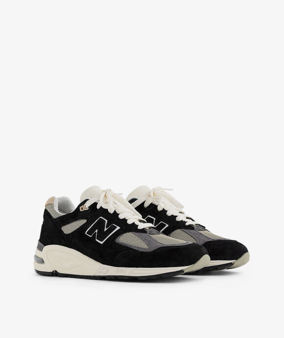 New Balance - MR990V2