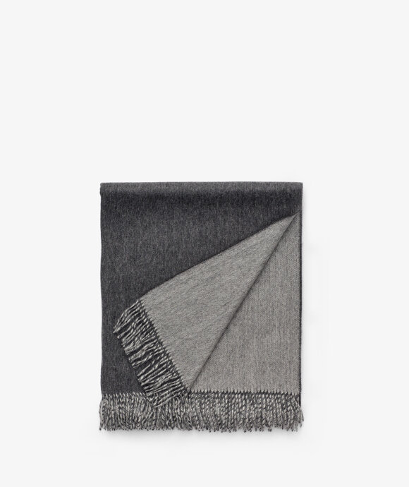 The Inoue Brothers - Two-Colour Large Brushed Stole
