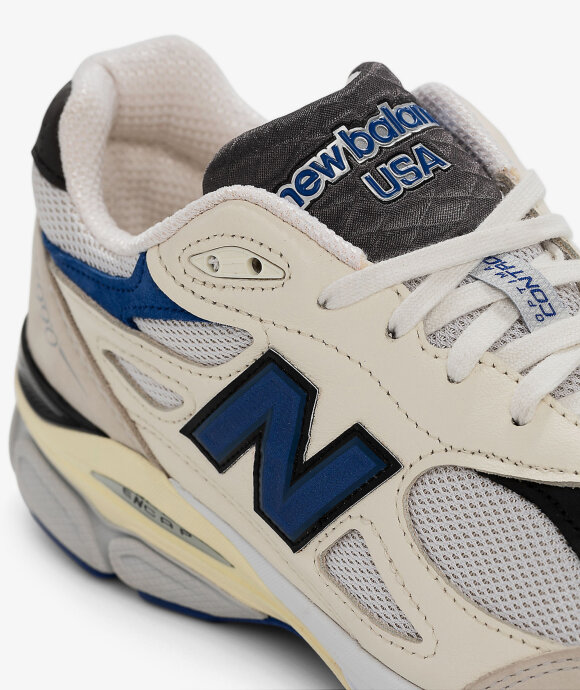 New Balance - M990WB3