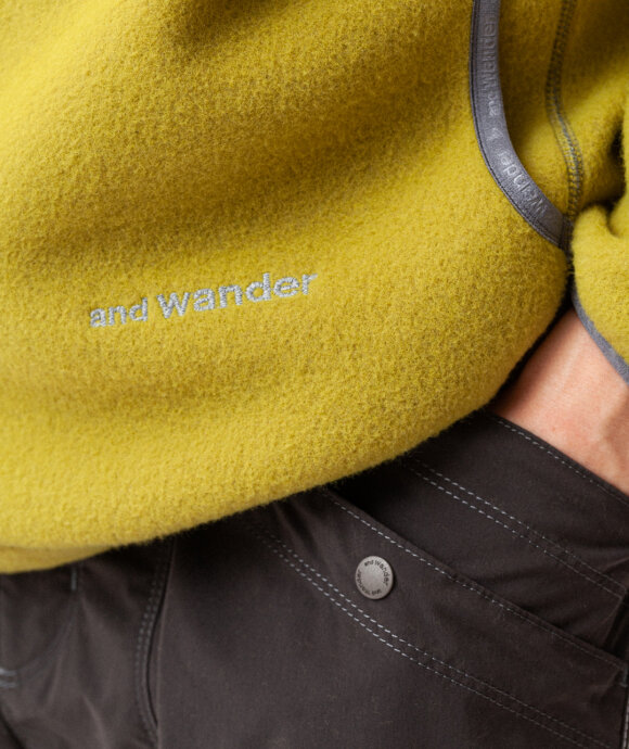 And Wander - Wool Fleece Pullover