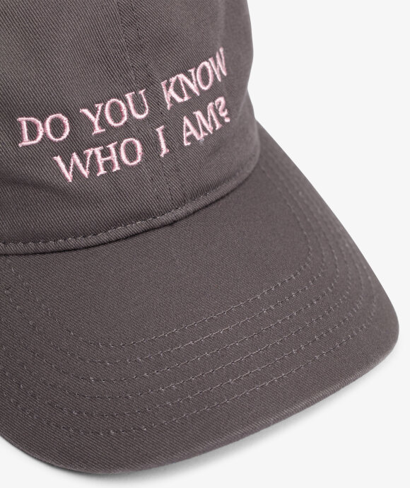 IDEA - Do you know who I am Hat