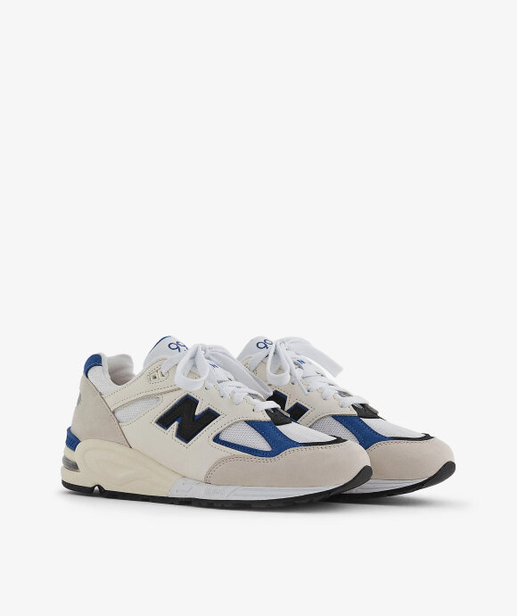 New Balance - M990WB2