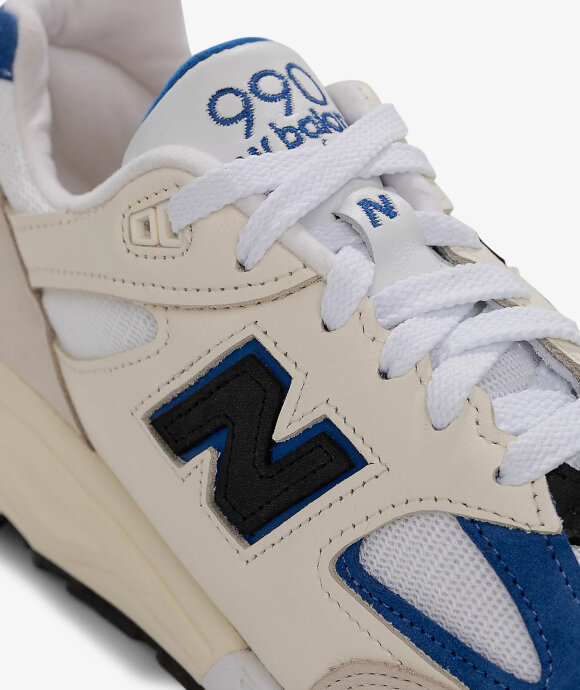 New Balance - M990WB2