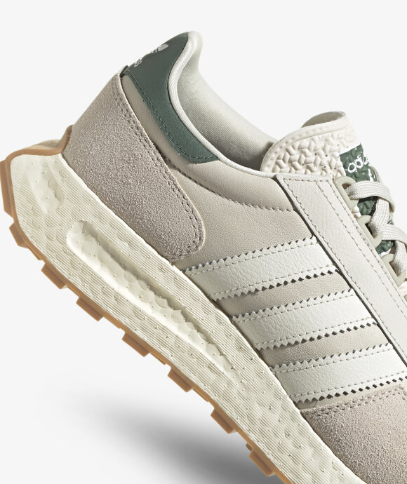 adidas Originals  - RETROPY E5