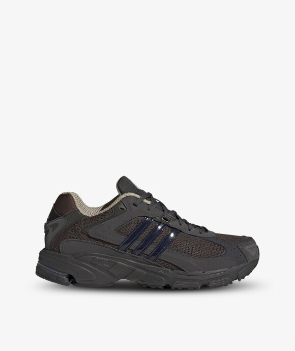 adidas Originals  - Response CL