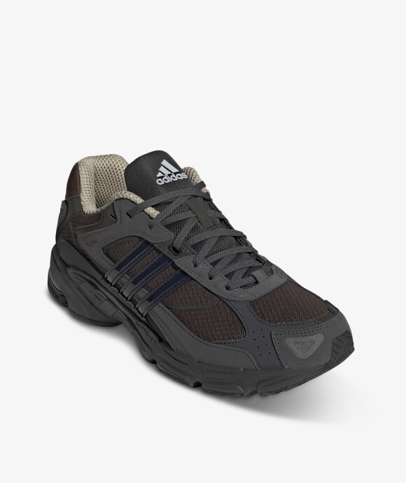 adidas Originals  - Response CL