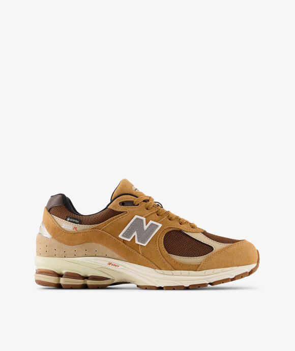 New Balance - M2002RXG