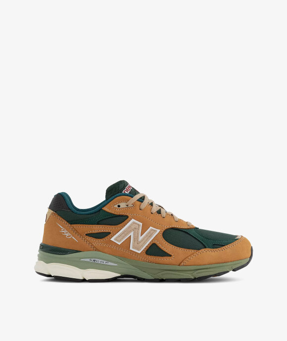 New Balance - M990WG3