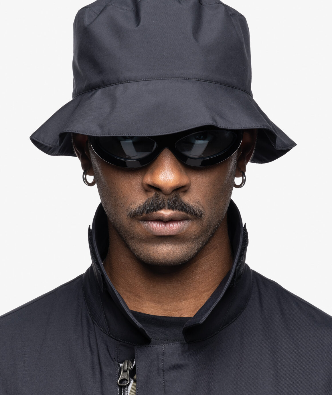 norse-store-shipping-worldwide-acronym-fc3-ws-black