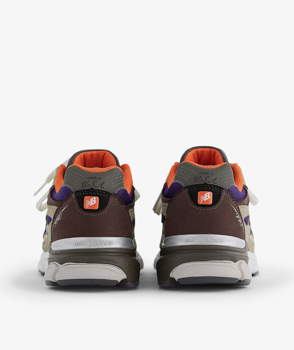 New Balance - M990BT3