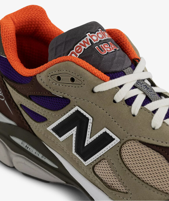 New Balance - M990BT3