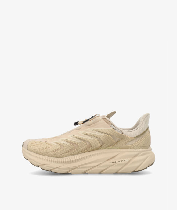 HOKA One One - Project Clifton U
