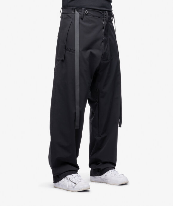 Norse Store | Shipping Worldwide - Acronym P46-DS - Black