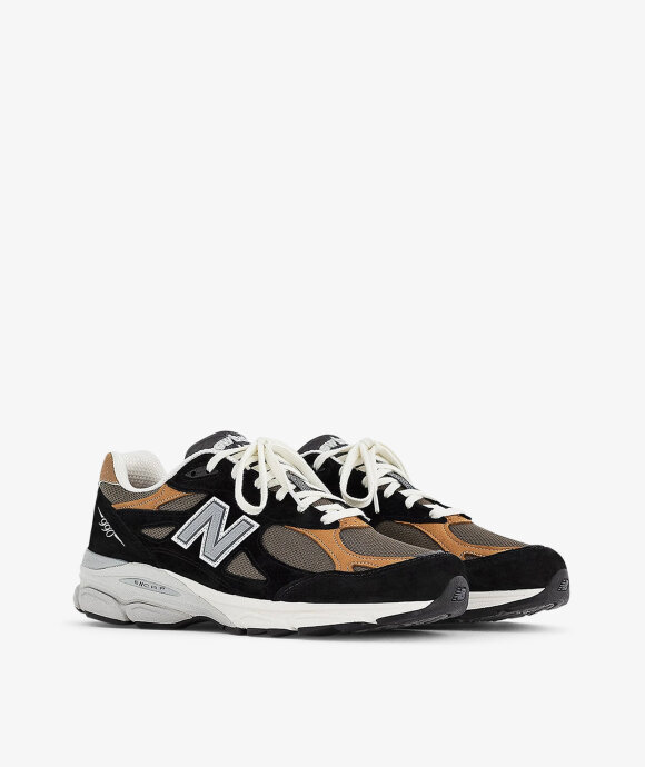 New Balance - M990BB3