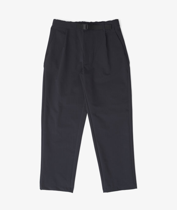 Goldwin - One Tuck Tapered Stretch Pants