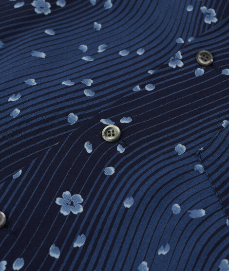 Blue Blue Japan - Woven Minamo Sakura Crepe Shirt