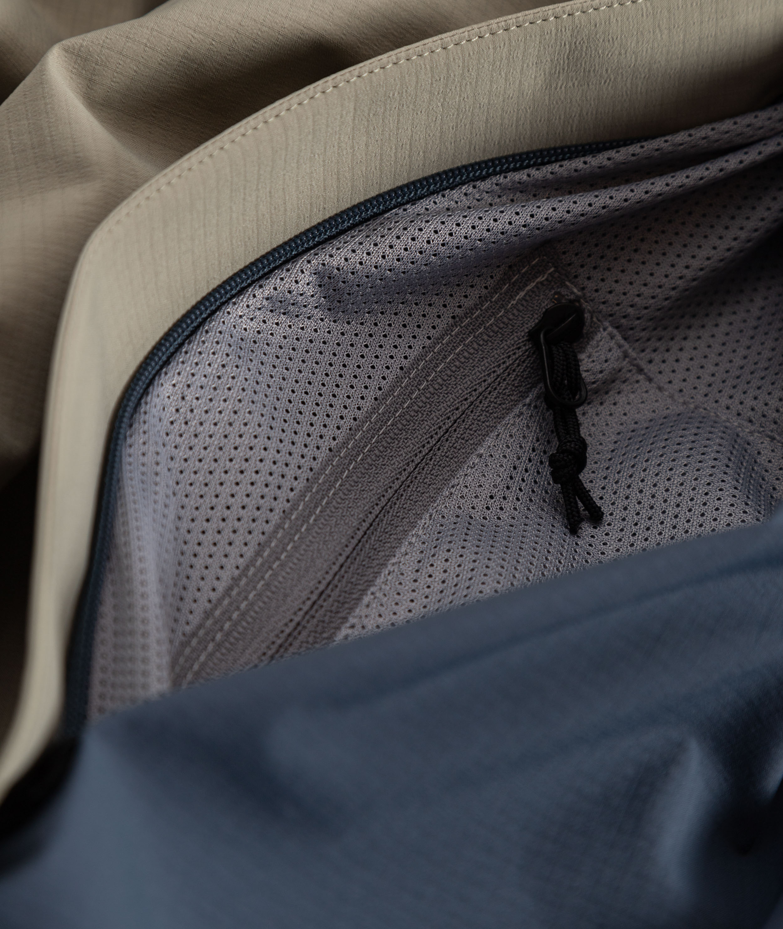 Norse Store | Shipping Worldwide - Goldwin Pertex Shield Air