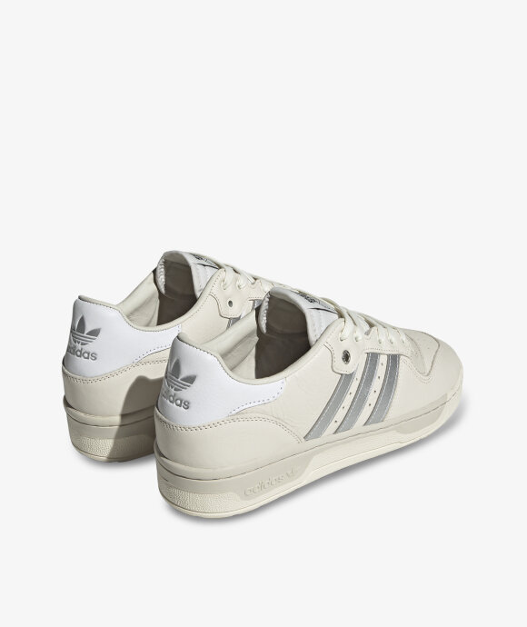 adidas Originals  - RIVALRY LOW CONSORTIUM