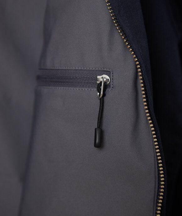 nanamica - GORE-TEX INFINIUM Chino Crew Jacket