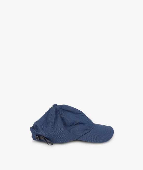 MAN-TLE - R15 CAP-1