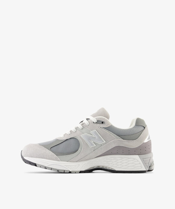 New Balance - M2002RXJ