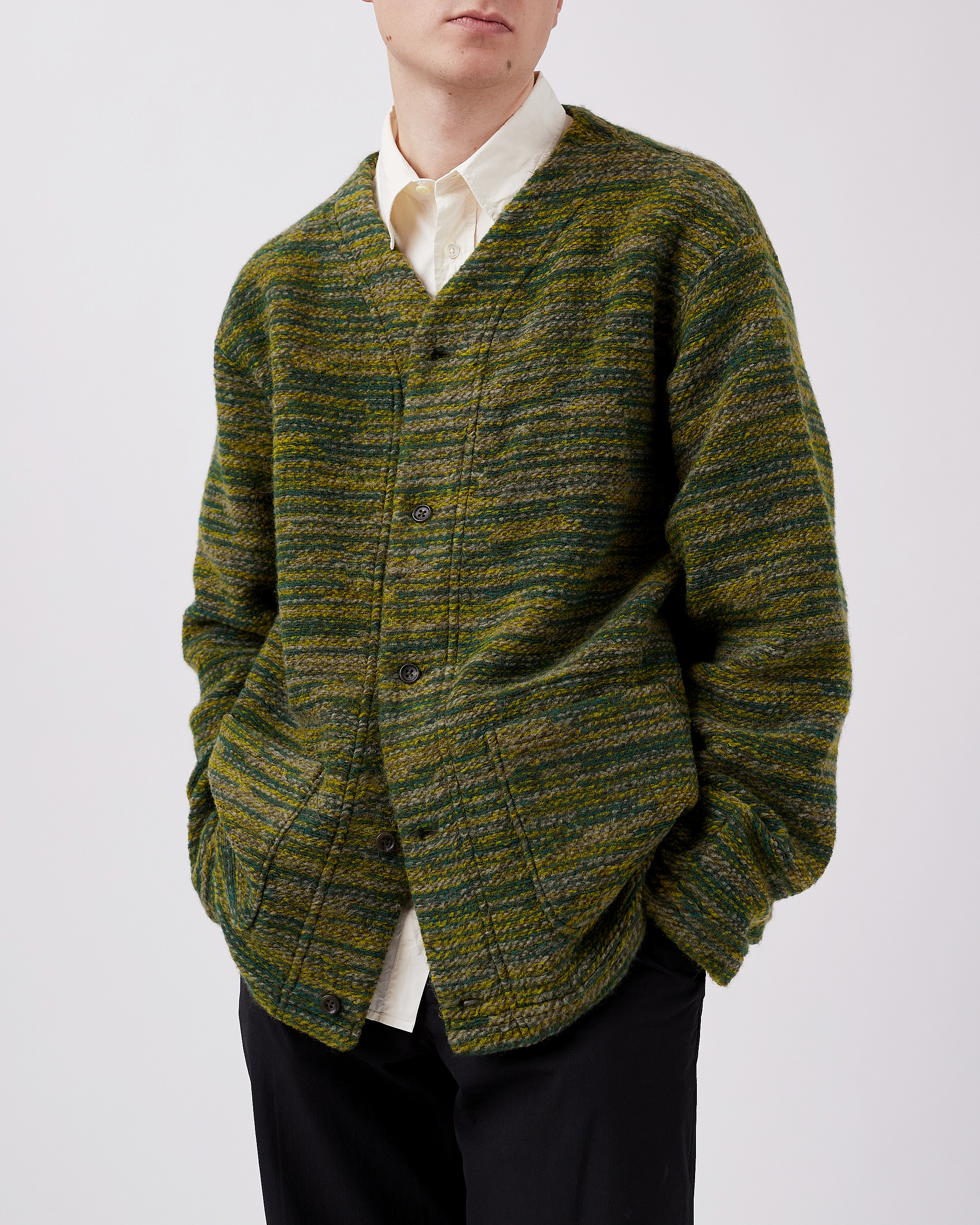 変更いたしましたENGINEERED GARMENTS Knit Cardigan