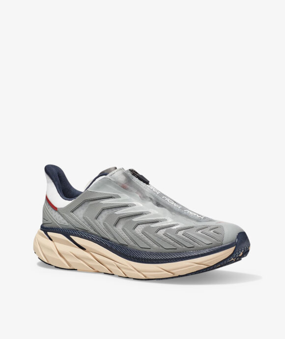 HOKA One One - Project Clifton
