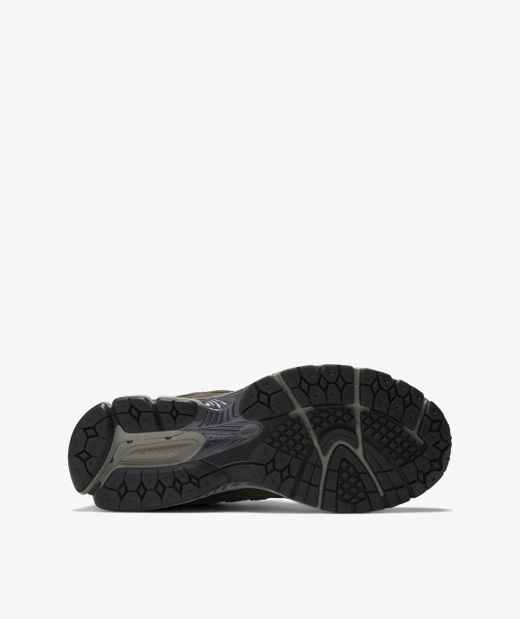 New Balance - M2002RDN