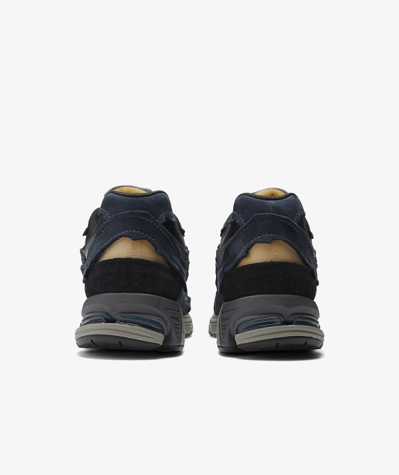 New Balance - M2002RDO