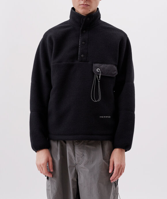 And Wander - Wool Fleece Pullover