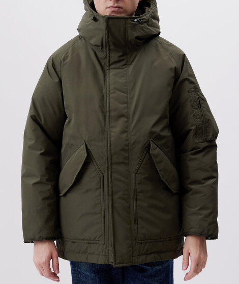 nanamica - GORE-TEX Down Coat