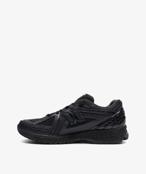 Comme Des Garcons Homme - CDGH x NB 1906RCM