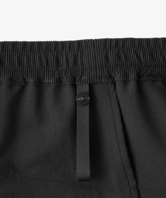 TEÄTORA - DUAL DIVISOR.02 Wallet Pants RESORT