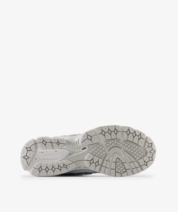 New Balance - M1906DH