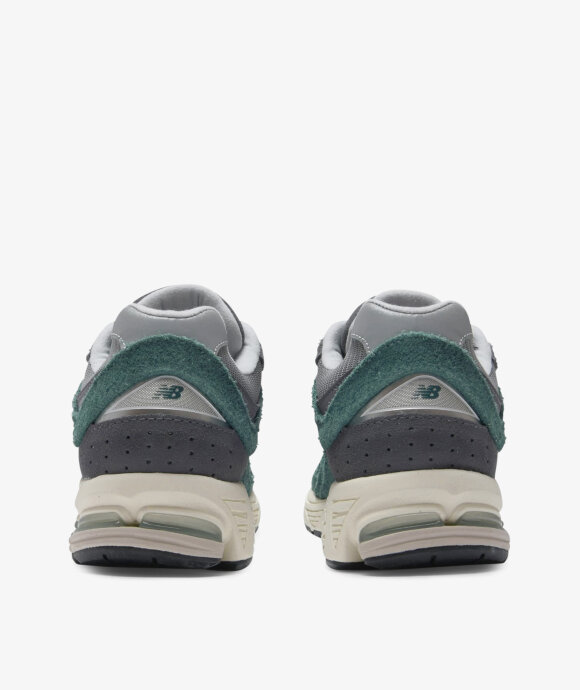 Norse Store | Shipping Worldwide - New Balance M2002REM - NEW SPRUCE/MAGNET
