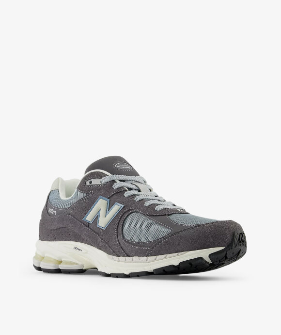 New Balance - M2002RFB