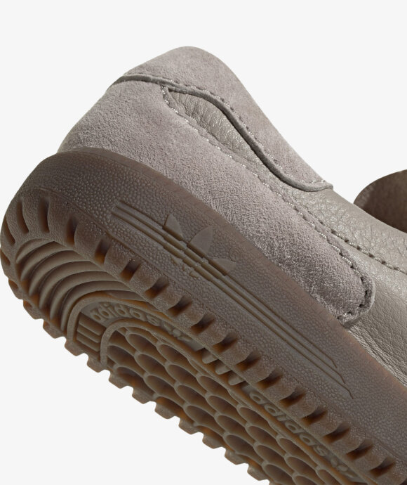 adidas Originals  - GARWEN SPZL